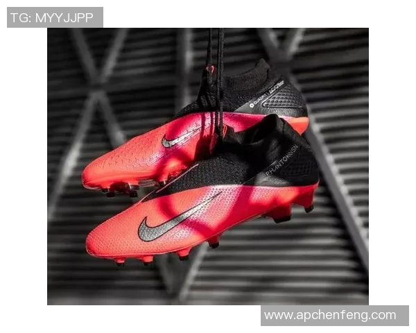 足球球星专用喷水壶揭秘为运动员提供极致舒适体验的独特设计与功能